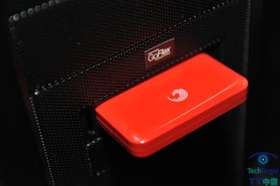 Tt V9系列游戏PC & Seagate GoFlex移动硬盘