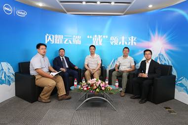 【图二】“闪存释放数据价值”高峰对话 【图二】“闪存释放数据价值”高峰对话